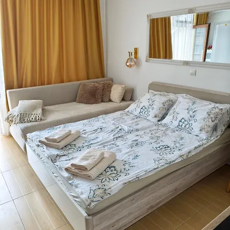 студио дарис Appartamento Nesebar